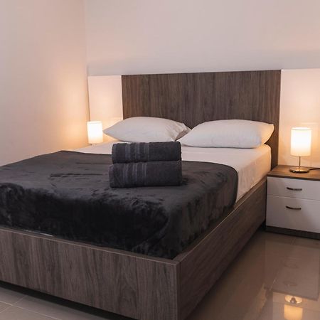 קאלי Hotel Boutique Bussines Center מראה חיצוני תמונה