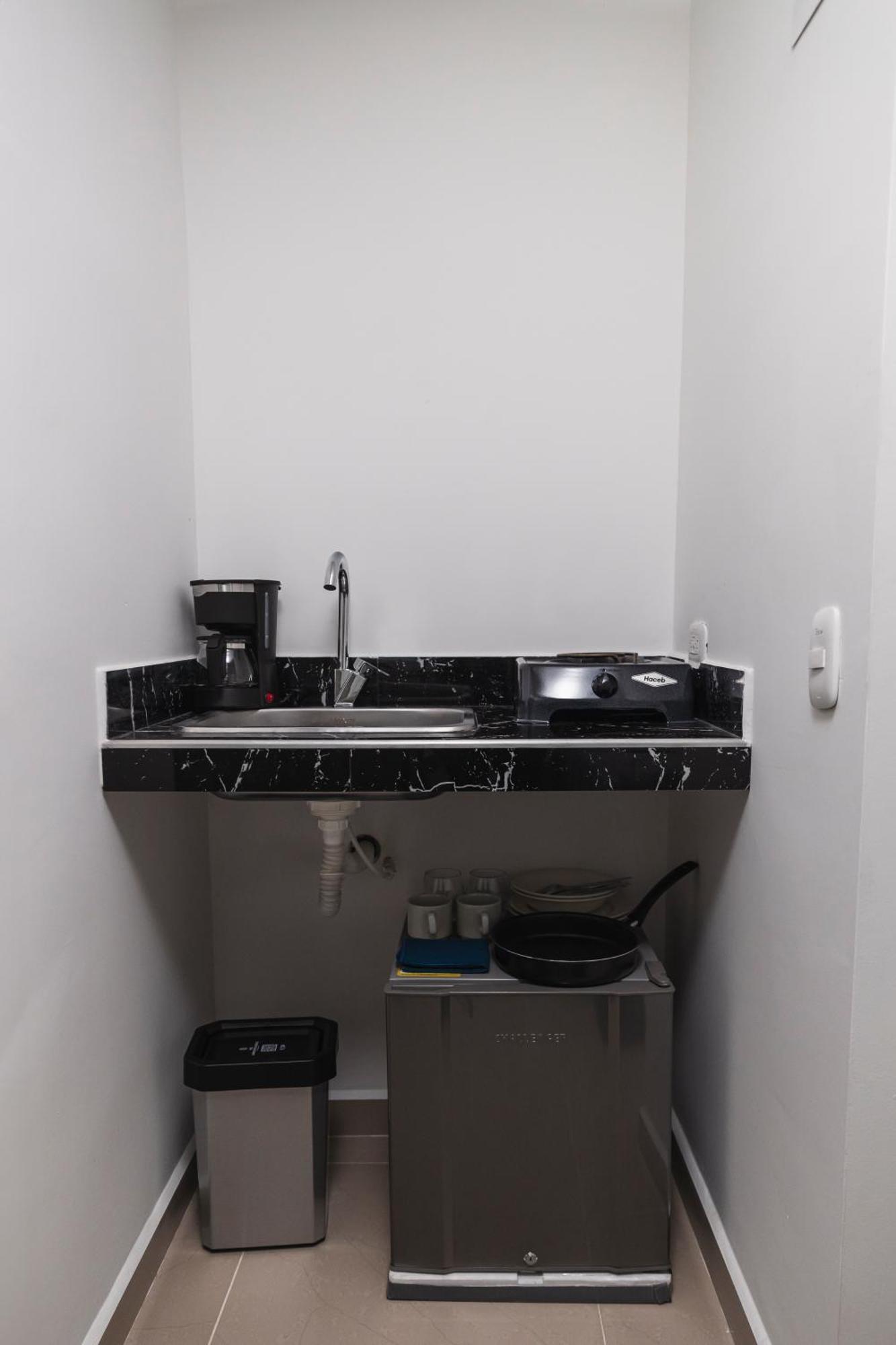 קאלי Hotel Boutique Bussines Center מראה חיצוני תמונה